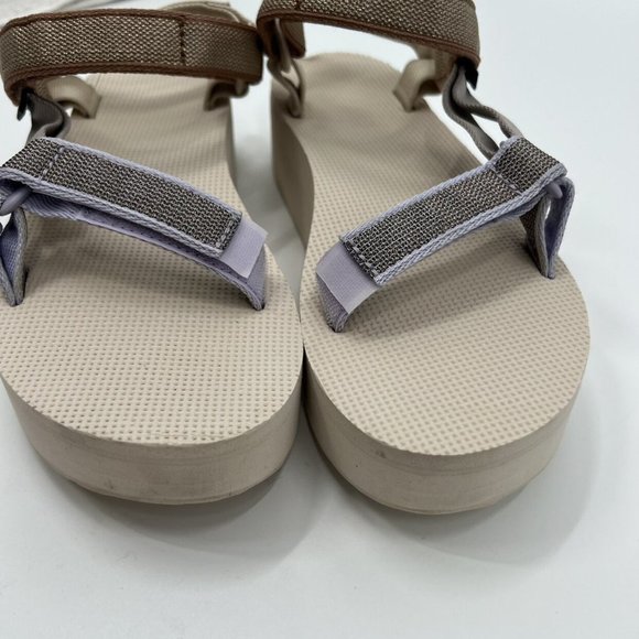 Teva Flatform Universal Karina Sandals - Picture 9 of 10